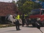 Mobil Warga Blora Ringsek karena Pengemudinya Mengantuk