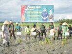 Bertemu dengan Petani, Danrem 142/Tatag Mencatat Ketersediaan Pangan dan Air Bersih Sebagai Ancaman Baru