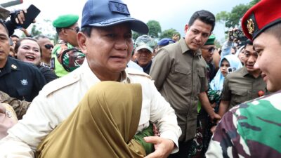 Prabowo Desak Unhan RI Memikirkan Solusi Untuk Rumah Warga yang Terkena Dampak Kenaikan Air Laut