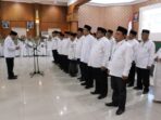 Pj Bupati Menjadi Pembina saat Pengurus Daerah Persaudaraan Haji Jombang Dikukuhkan