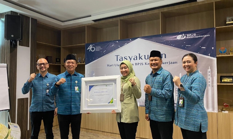 RS Petrokimia Gresik Memenangkan Penghargaan PLKK dari BPJS Ketenagakerjaan Tahun 2023