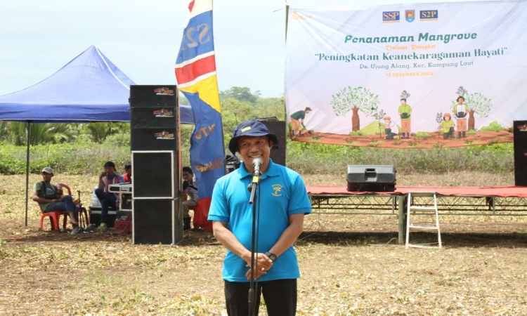 Pj Bupati Cilacap Mendorong Pentingnya Penanaman Mangrove dalam Mengatasi Isu Perubahan Iklim