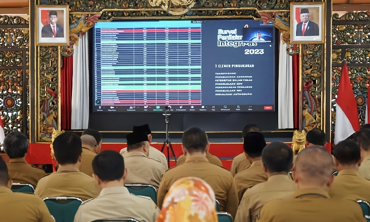 Menurunnya Integritas Pemerintah Kabupaten Bangkalan, Penjabat Bupati Mendorong Pentingnya Perilaku Antikorupsi