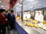 Prabowo Subianto Melakukan Tinjauan Program Makan Siang di Sekolah Beijing Setelah Bertemu PM dan Menhan China