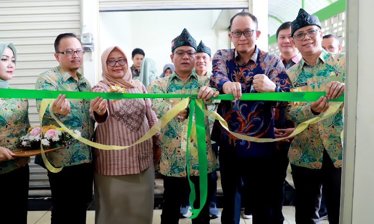 Kang DS Menghadiri Acara Resmi Ki Pinter Bedas Diresmikan: Program Inovasi Pengendalian Inflasi di Kabupaten Bandung