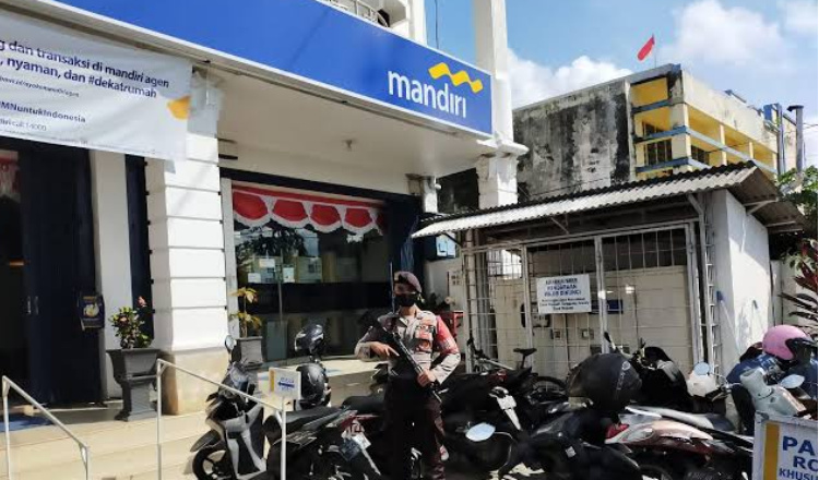 Bank Mandiri Sumenep Terancam Kehilangan Data, Nasabah Merugi Akibat Transaksi Palsu