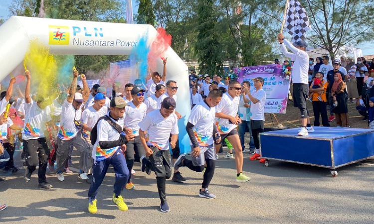 PLN Tanjung Awar-Awar Tuban Rayakan Hari Listrik Nasional ke-79 Tahun dengan Fun Run Nusantara