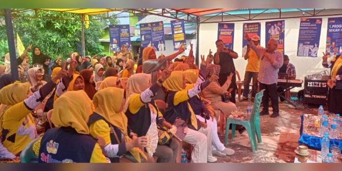 Ratusan Emak-Emak di Teluk Uma Setuju Mendukung Firman-Ery sebagai Bupati dan Wakil Bupati Karimun