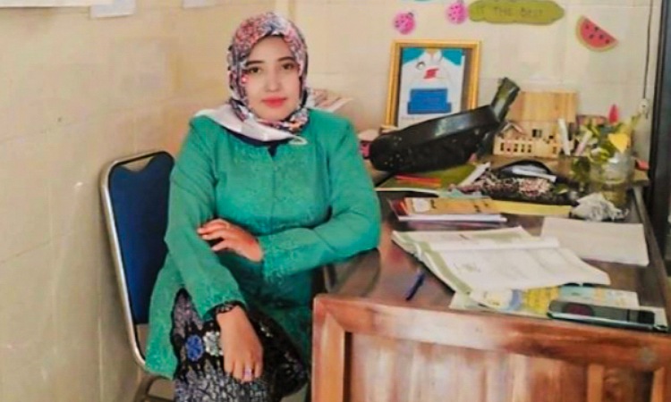 Guru Perempuan di Sidoarjo: Membangun Karir untuk Mencerdaskan Generasi Mendatang